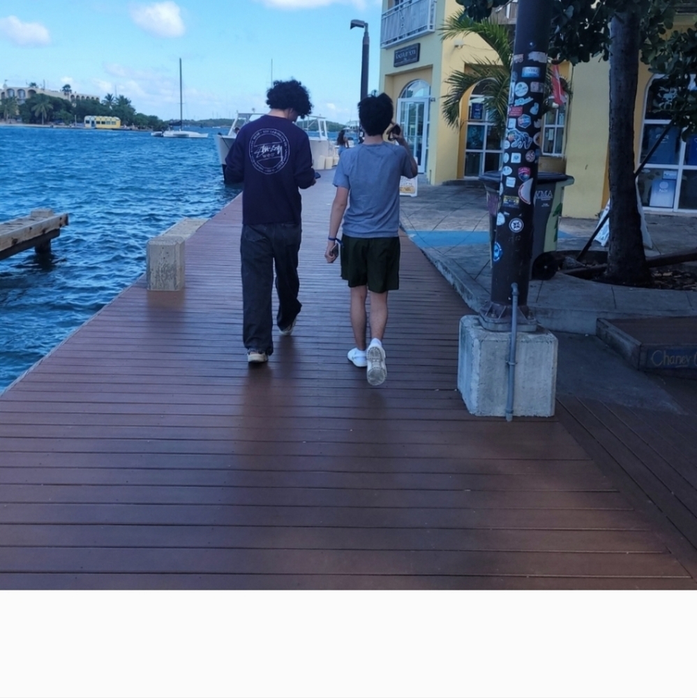 Personal Wana  ClosetQR CODE to BOOKMARK SO YOU CAN SHARE ITEMS and PEEK INSIDE! - Picture 7 of 14